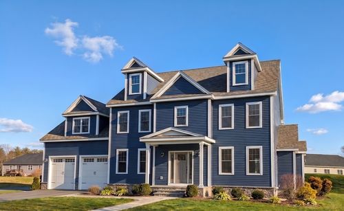 7 Lamire Way, Uxbridge, MA, 01569 | Card Image