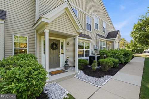 1-215 Flagstone Rd, CHESTER SPRINGS, PA, 19425-3826 | Card Image
