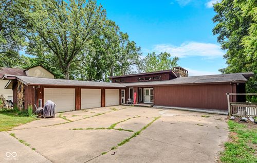 16451 E Lake Shore Dr N, Hope, IN, 47246-9789 | Card Image
