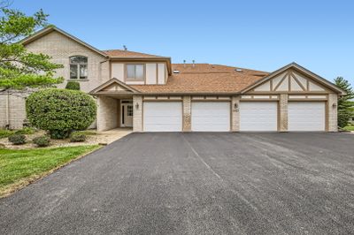 3 - 6403 Pine Trail Lane, Condo with 2 bedrooms, 2 bathrooms and 3 parking in Tinley Park IL | Image 1