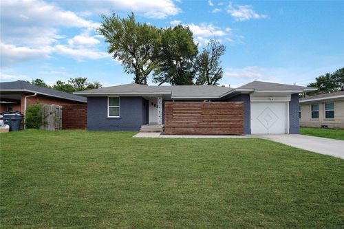 10208 San Lorenzo Dr, Dallas, TX, 75228-3027 | Card Image
