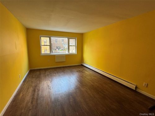 4232 Judge St, Elmhurst, NY, 11373-2555 | Card Image