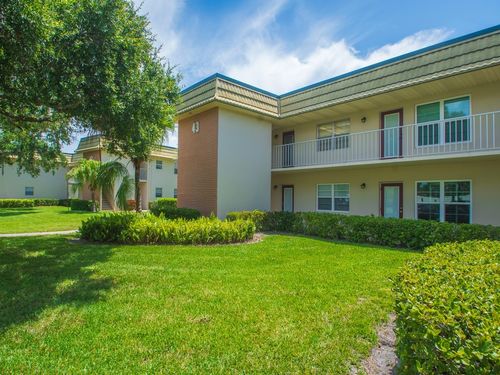 106-43 Vista Gardens Trl, Vero Beach, FL, 32962-1743 | Card Image