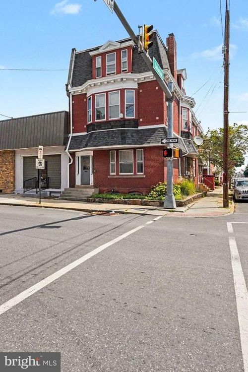 400 N 9th St, LEBANON, PA, 17046-3470 | Card Image
