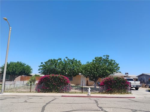 1333 Bruce Ct, Blythe, CA, 92225-1460 | Card Image
