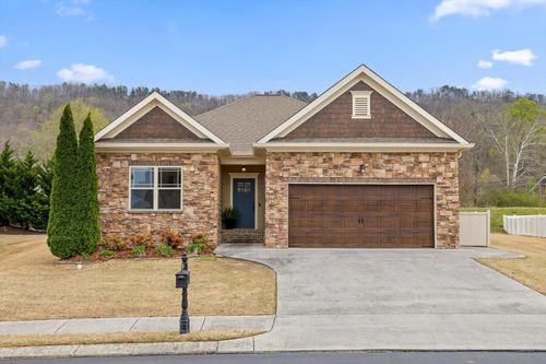 8442 Deer Run Cir, Ooltewah, TN, 37363-1427 | Card Image