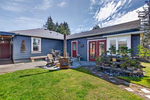 1195 Urquhart Ave, Courtenay, BC, V9N3K6 | Card Image