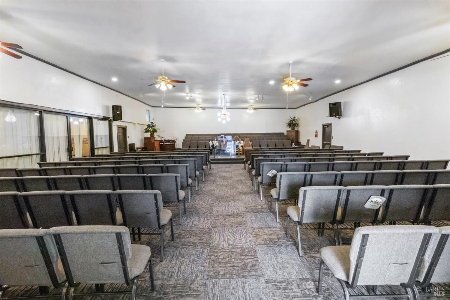 Commercial Sale in Richmond 2