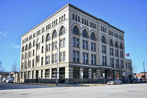 157 W 3rd St, WINONA, MN, 55987-6602 | Card Image