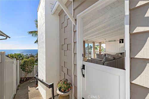 31902 Sunset Ave, Laguna Beach, CA, 92651-6833 | Card Image
