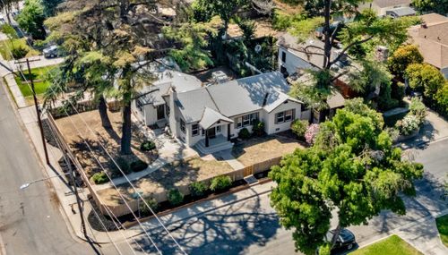 131 Loma Vista Way, Modesto, CA, 95354-2625 | Card Image