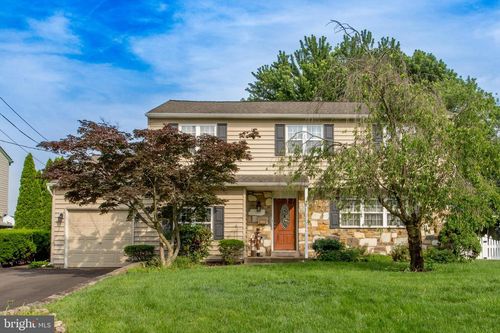 1018 Hilltop Rd, WARMINSTER, PA, 18974-2745 | Card Image