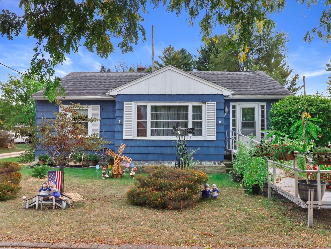 May St, Adams, WI 53910