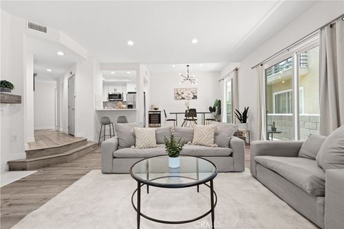 110-11949 Goshen Avenue, Los Angeles, CA, 90049 | Card Image