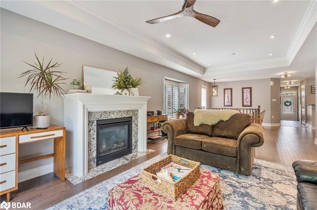 17 Hillcrest Dr, House other with 3 bedrooms, 3 bathrooms and 3 parking in Alliston ON | Image 13