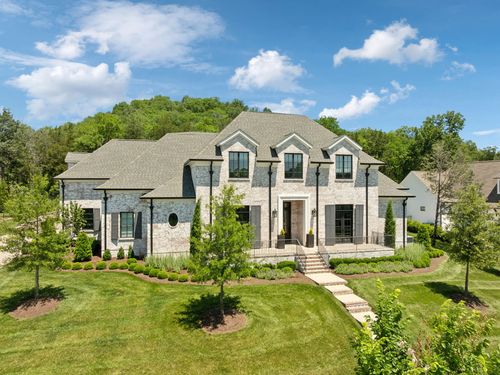 1518 Amesbury Ln, Franklin, TN, 37069-1439 | Card Image