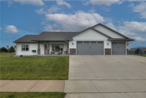 1040 Wissota Green Pkwy, Chippewa Falls, WI, 54729-3160 | Card Image
