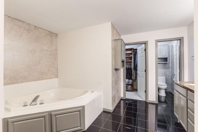 587 Crane Creek Ln, Townhouse with 3 bedrooms, 4 bathrooms and null parking in Eagan MN | Image 18