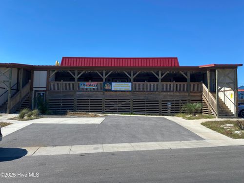 219 Myrtle Ave, Carolina Beach, NC, 28428-6827 | Card Image