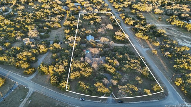 136 Falling Water Dr, House other with 3 bedrooms, 3 bathrooms and null parking in Spring Branch TX | Image 43