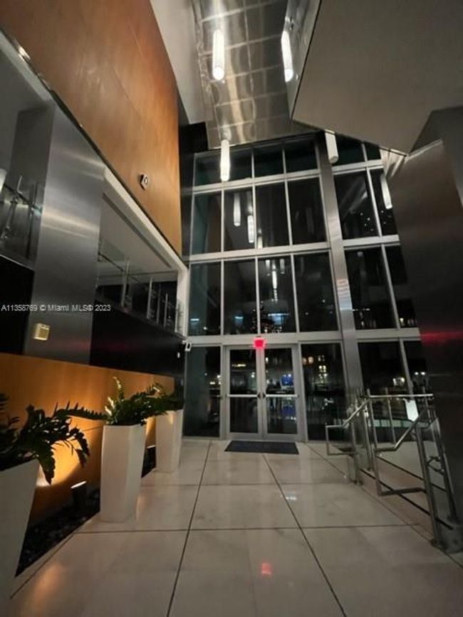 128 - 2950 Ne 188th St, Condo with 1 bedrooms, 1 bathrooms and null parking in Aventura FL | Image 63