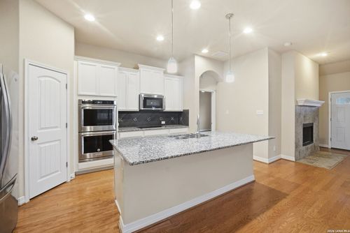 448 Turning Stone, Cibolo, TX, 78108-4412 | Card Image