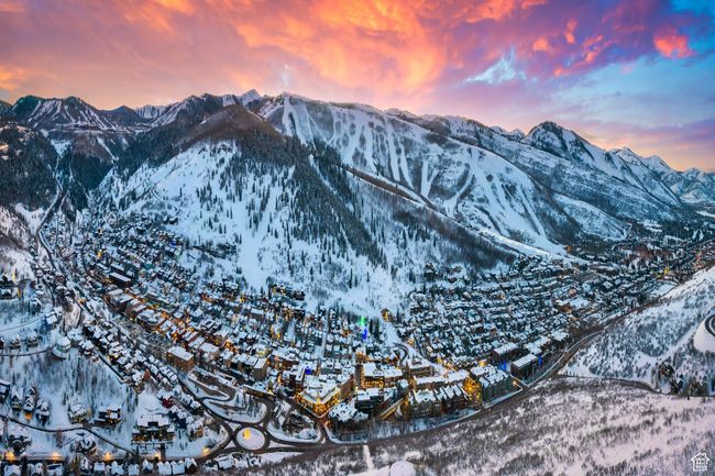 View of mountain background | Image 27