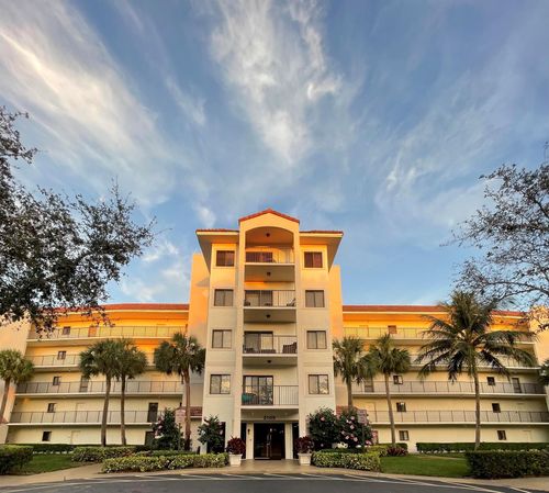 apt-508-2105 Lavers Cir, Delray Beach, FL, 33444-7636 | Card Image