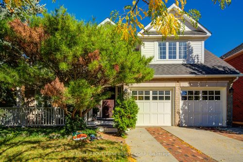 2193 Meadowland Dr, Oakville, ON, L6H6H2 | Card Image