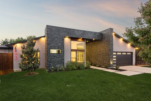 3834 Lively Cir, Dallas, TX, 75220-1822 | Card Image