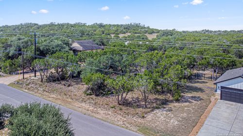 1070 Persimmon Pass, Fischer, TX, 78623-2083 | Card Image