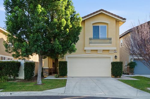 252 Driftwood St, Fillmore, CA, 93015-2185 | Card Image