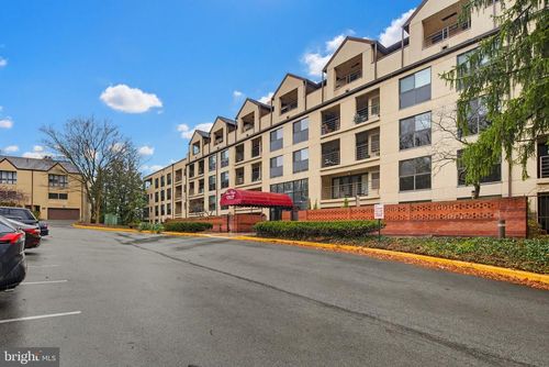 apt-208-1040 Deer Ridge Dr, BALTIMORE, MD, 21210-2570 | Card Image