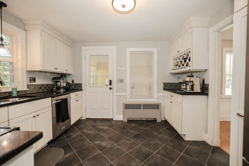 1138 Hall Street, Manchester, NH, 03104 | Card Image