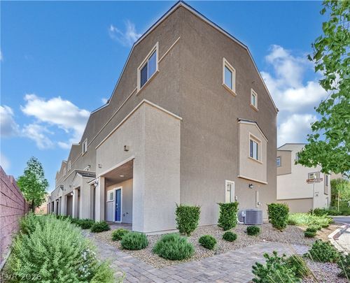3558 Reserve Court, Las Vegas, NV, 89129 | Card Image