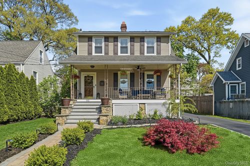 112 Hobart Ave, Port Chester, NY, 10573-2741 | Card Image