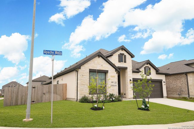 14308 Apache Wells, House other with 4 bedrooms, 3 bathrooms and null parking in San Antonio TX | Image 1