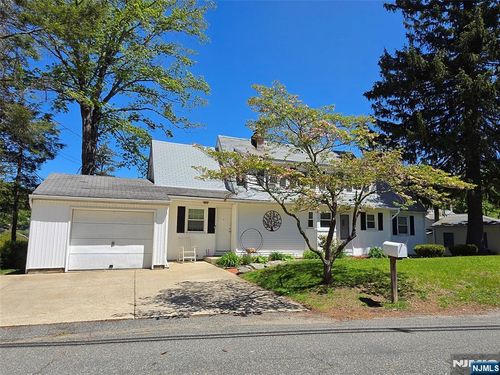 32 Telemark Rd, ROCKAWAY, NJ, 07866-4246 | Card Image