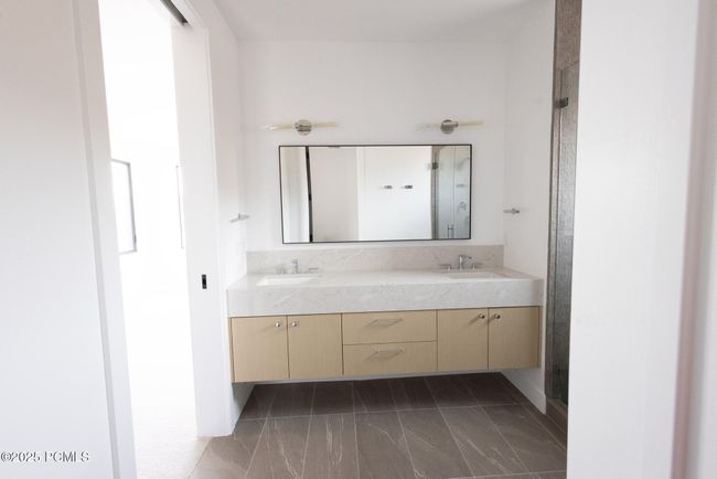 2132 E Outlaw Rd, Home with 5 bedrooms, 6 bathrooms and null parking in Hideout UT | Image 41