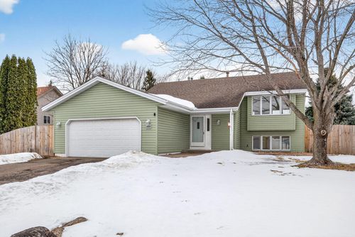 4100 Parkway Ponds Ln, White Bear Lake, MN, 55110-7620 | Card Image