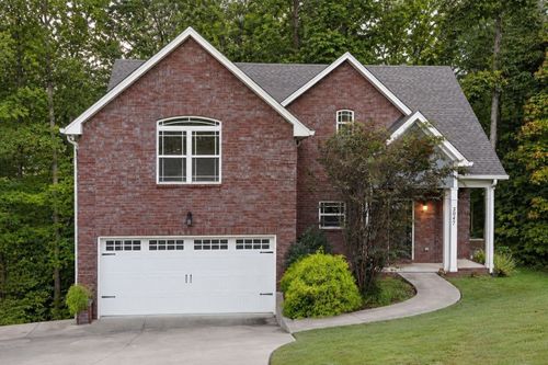 3047 Gracie Ann Dr, Greenbrier, TN, 37073-5075 | Card Image