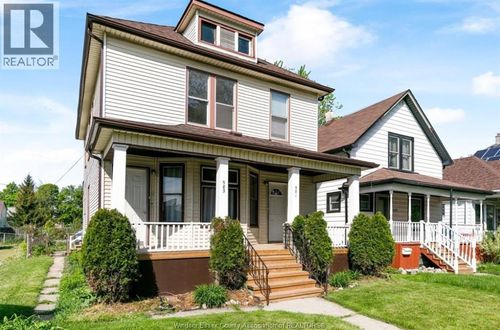 581-583 Crawford Ave, Windsor, ON, N9A5C5 | Card Image