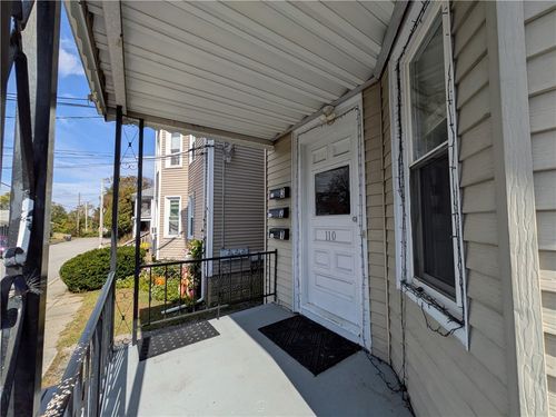 1-110 Cutler St, Warren, RI, 02885-3427 | Card Image