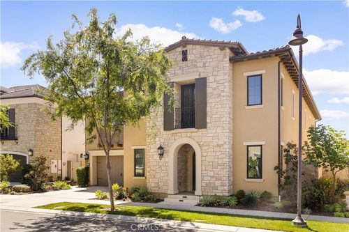 92 Interstellar, Irvine, CA, 92618-1321 | Card Image