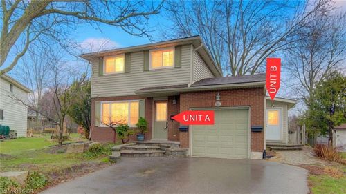 34 Forest Glen Court, Kitchener, ON, N2N1E2 | Card Image