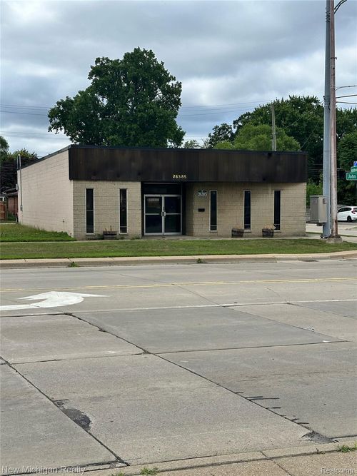 26385 John R Rd, Madison Heights, MI, 48071-3657 | Card Image