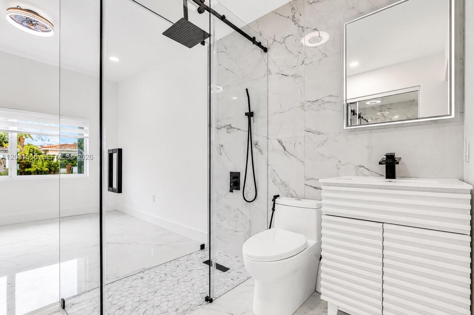 Residential Lease in Surfside 3