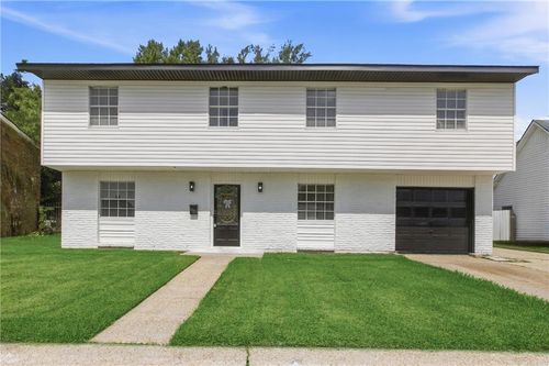 1825 Acadia Dr, La Place, LA, 70068-2607 | Card Image