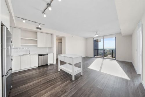 apt-1303-555 Ne 8th St, Fort Lauderdale, FL, 33304-2995 | Card Image
