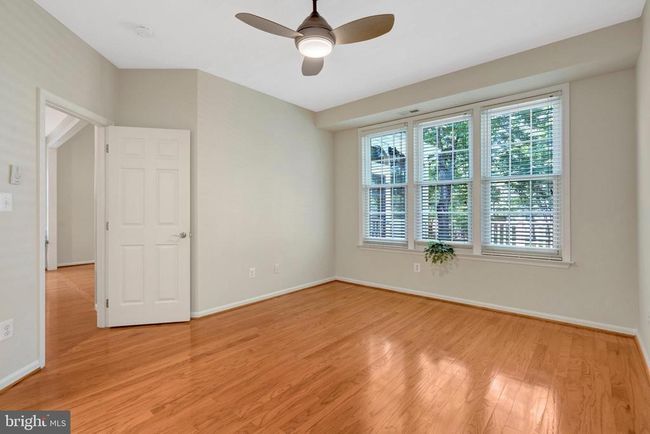 13717 Currant Loop, Townhouse with 3 bedrooms, 3 bathrooms and null parking in GAINESVILLE VA | Image 25